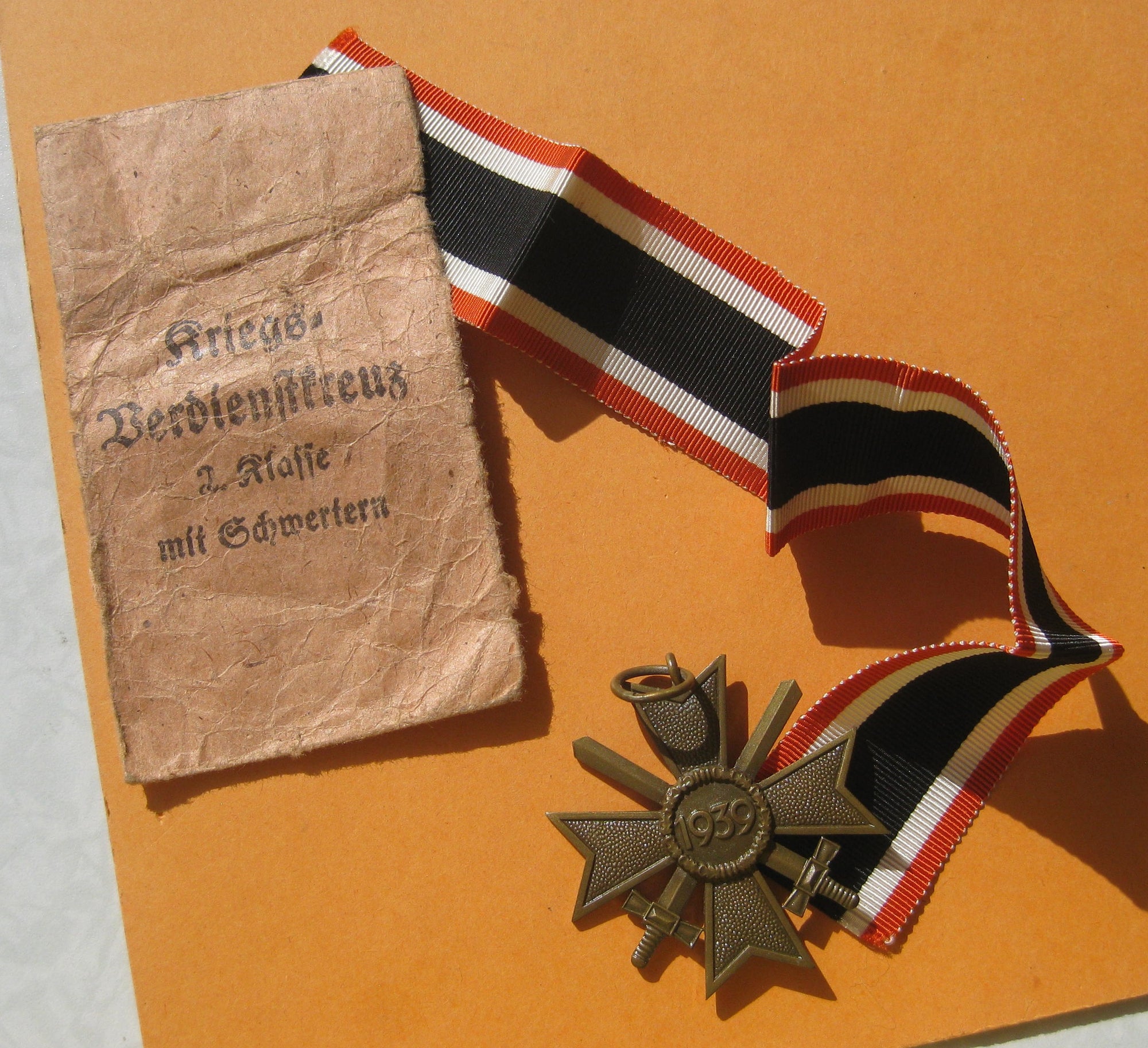 Kriegsverdienstkreuz 2.Klasse mit Schwertern (KVK2/39) in Verleihungstüte Mint Condition