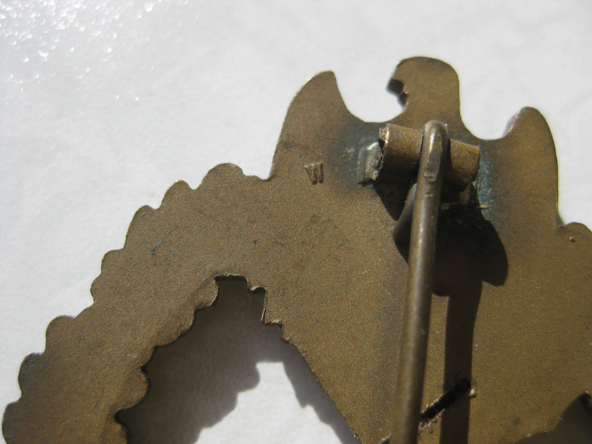 !!! BUNTMETALL !!!  Infanterie Sturmabzeichen (ISA) des Heeres in Bronze Mint Condition