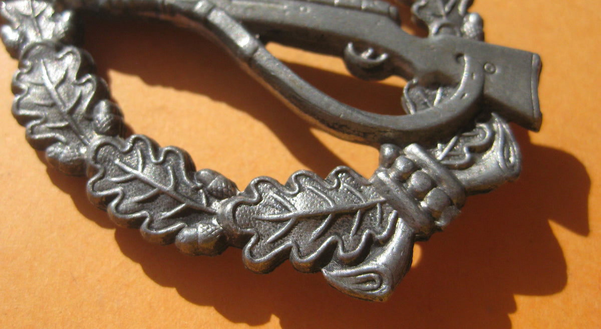 Infanteriesturmabzeichen in Silber (ISA) Hersteller L/56