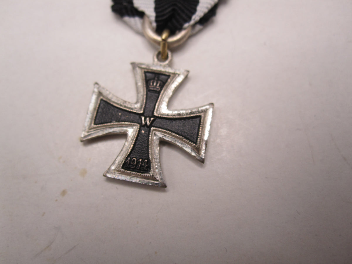 H.W.  -   -   Miniaturorden Preußen Eisernes Kreuz 2.Klasse von 1914