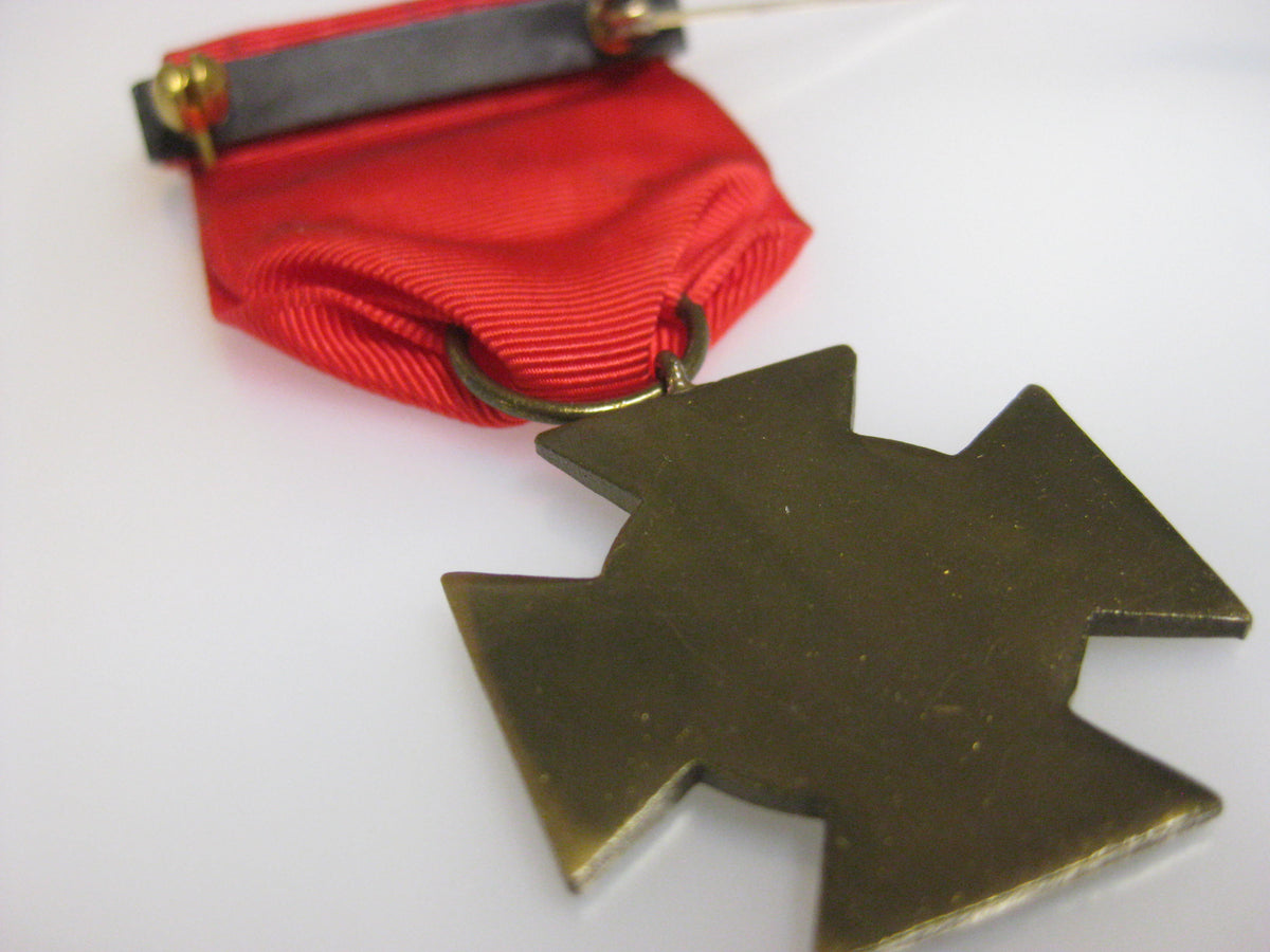 H.W.     -  -   USA Medaille Specialty Meritorious