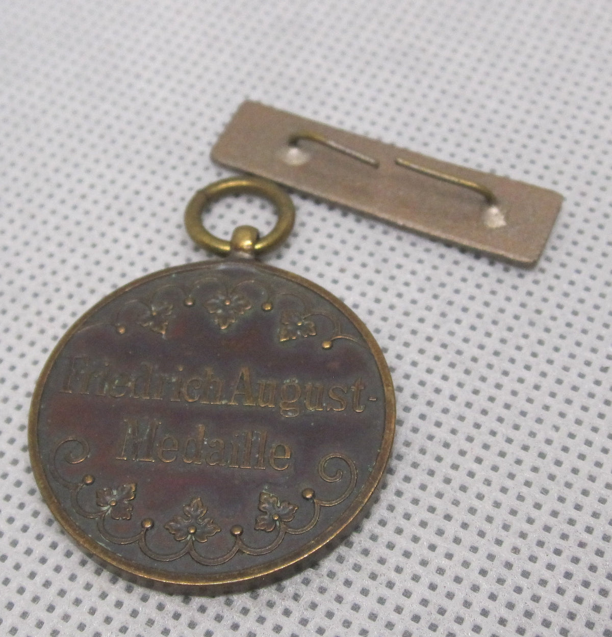 Friedrich August Medaille in Bronze Königreich SACHSEN mit Bandspange