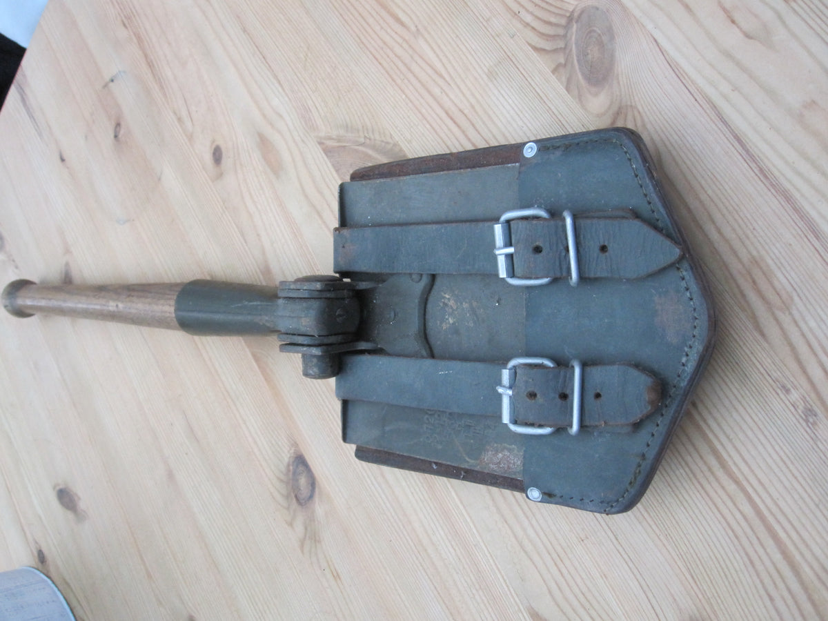 Original DDR NVA Klappspaten von 1964 !!!