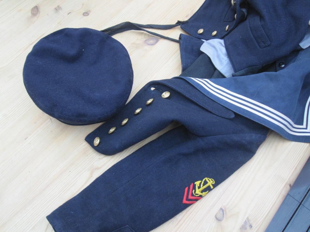 ORIGINAL Kinderuniform der kaiserlichen Kriegsmarine