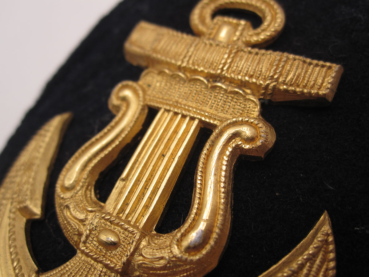 H.W.      ORIGINAL Tätigkeitsabzeichen Musiker Maat Mint Condition Metallauflage