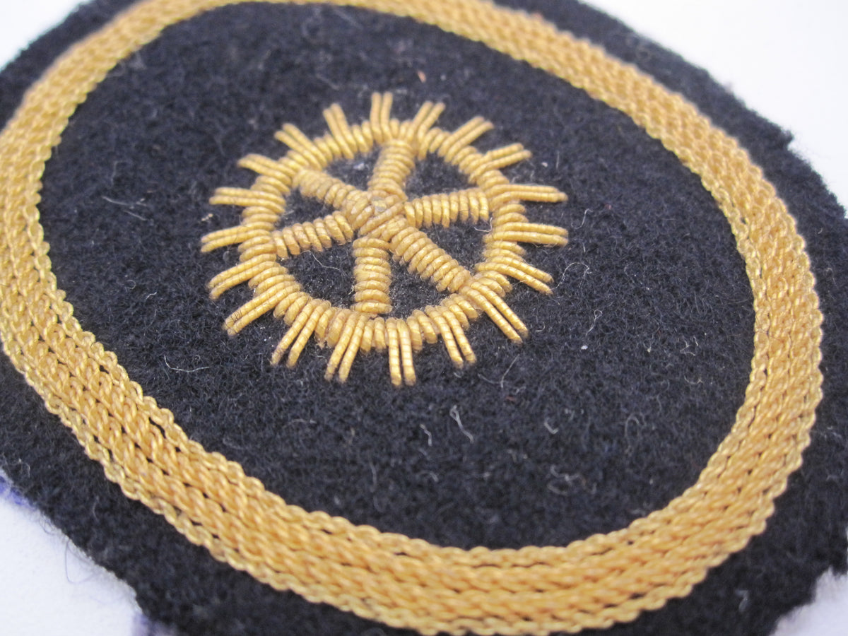 H.W.      ORIGINAL Tätigkeitsabzeichen Kadetten Laufbahnabzeichen Ingenieur Kriegsmarine