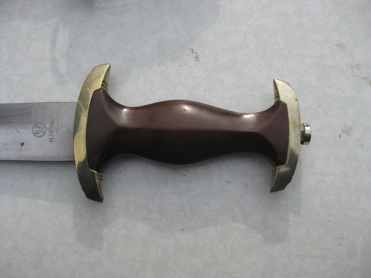 H.W.          Dienstdolch des NSKK