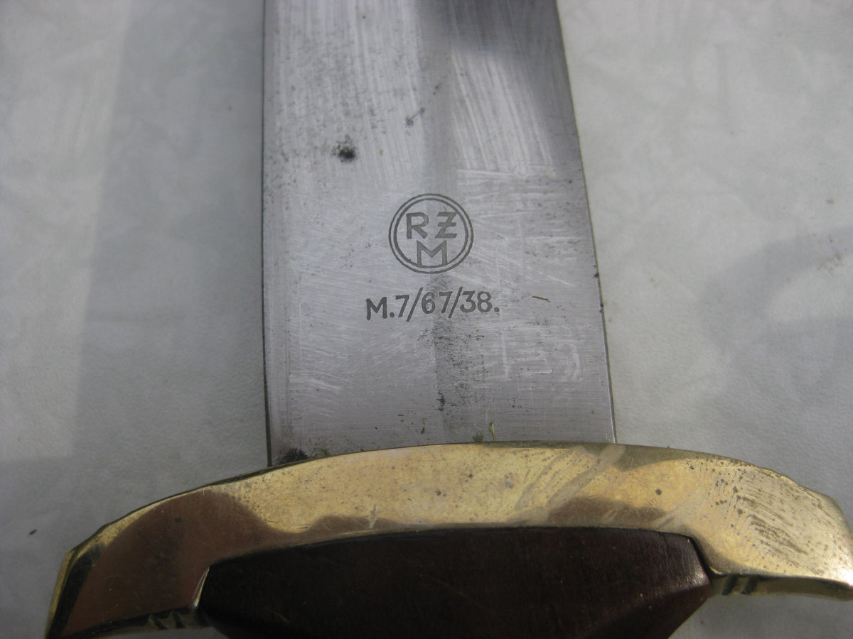 H.W.          Dienstdolch des NSKK