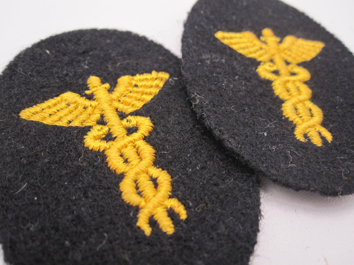 H.W.      ORIGINAL Satz Tätigkeitsabzeichen Laufbahnabzeichen Verwaltungsoffizier