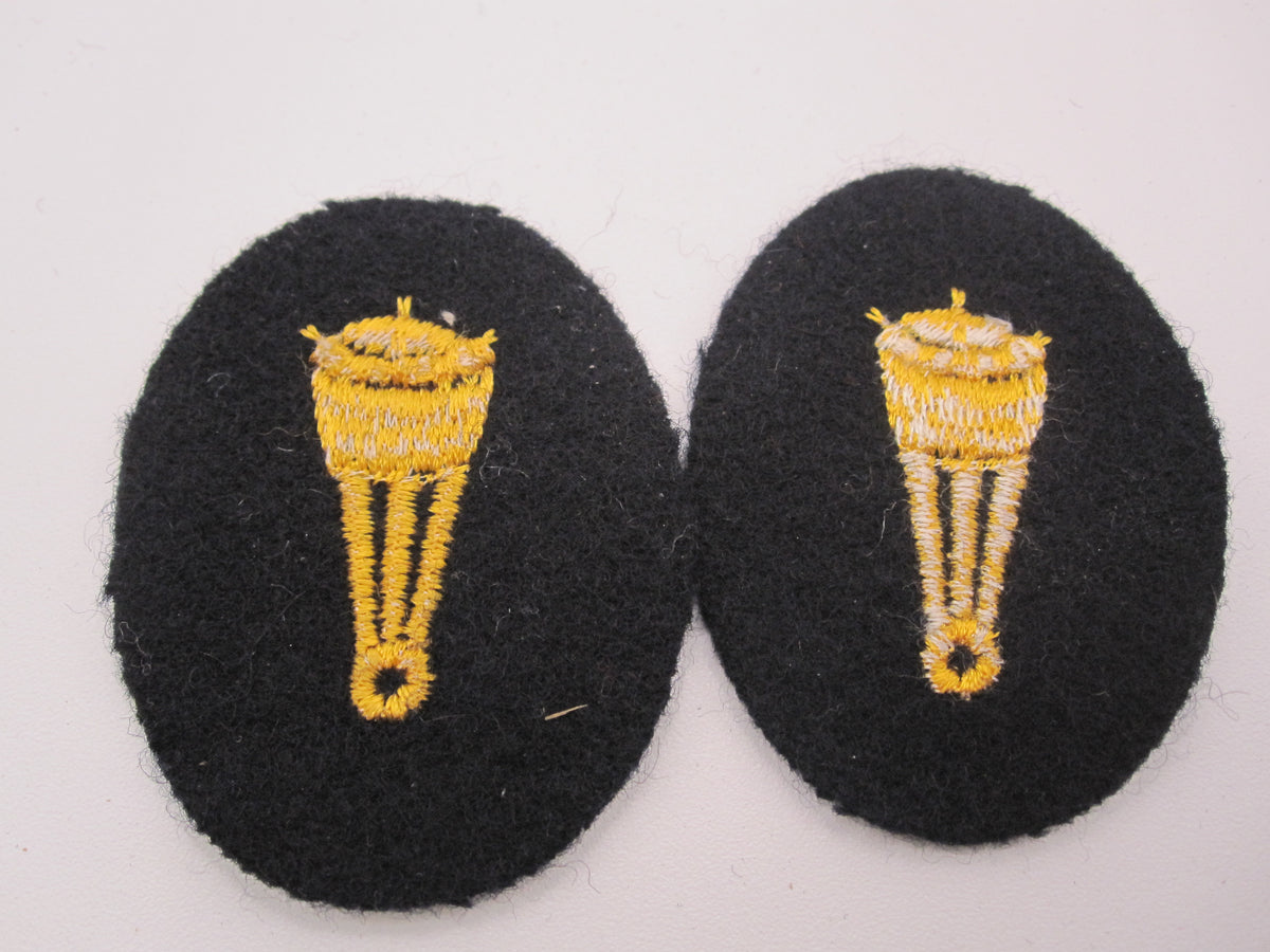 H.W.      ORIGINAL Satz Tätigkeitsabzeichen Laufbahnabzeichen Sperrwaffen