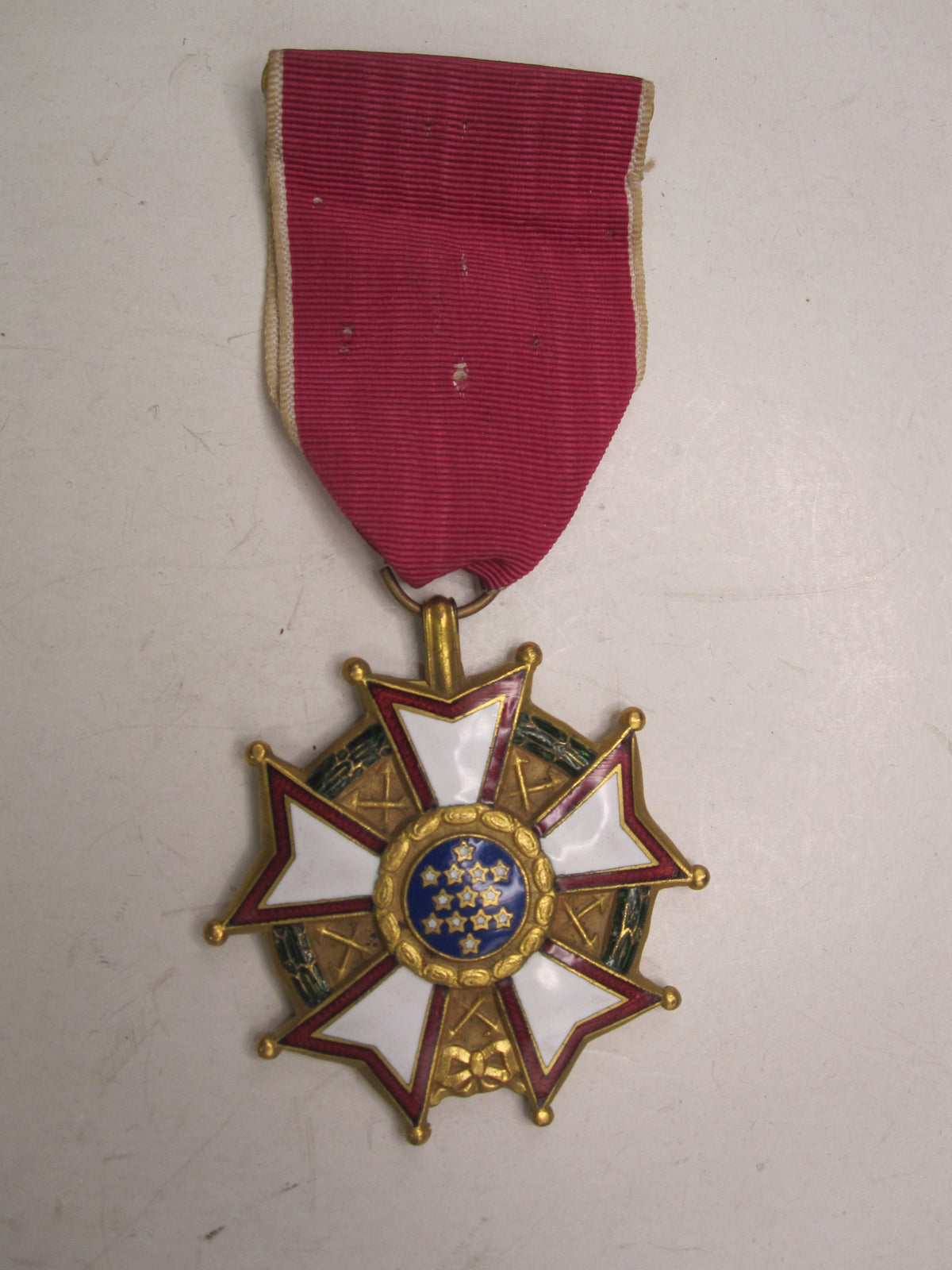 H.W.  -    -   Orden USA Medaille Legion of Merit