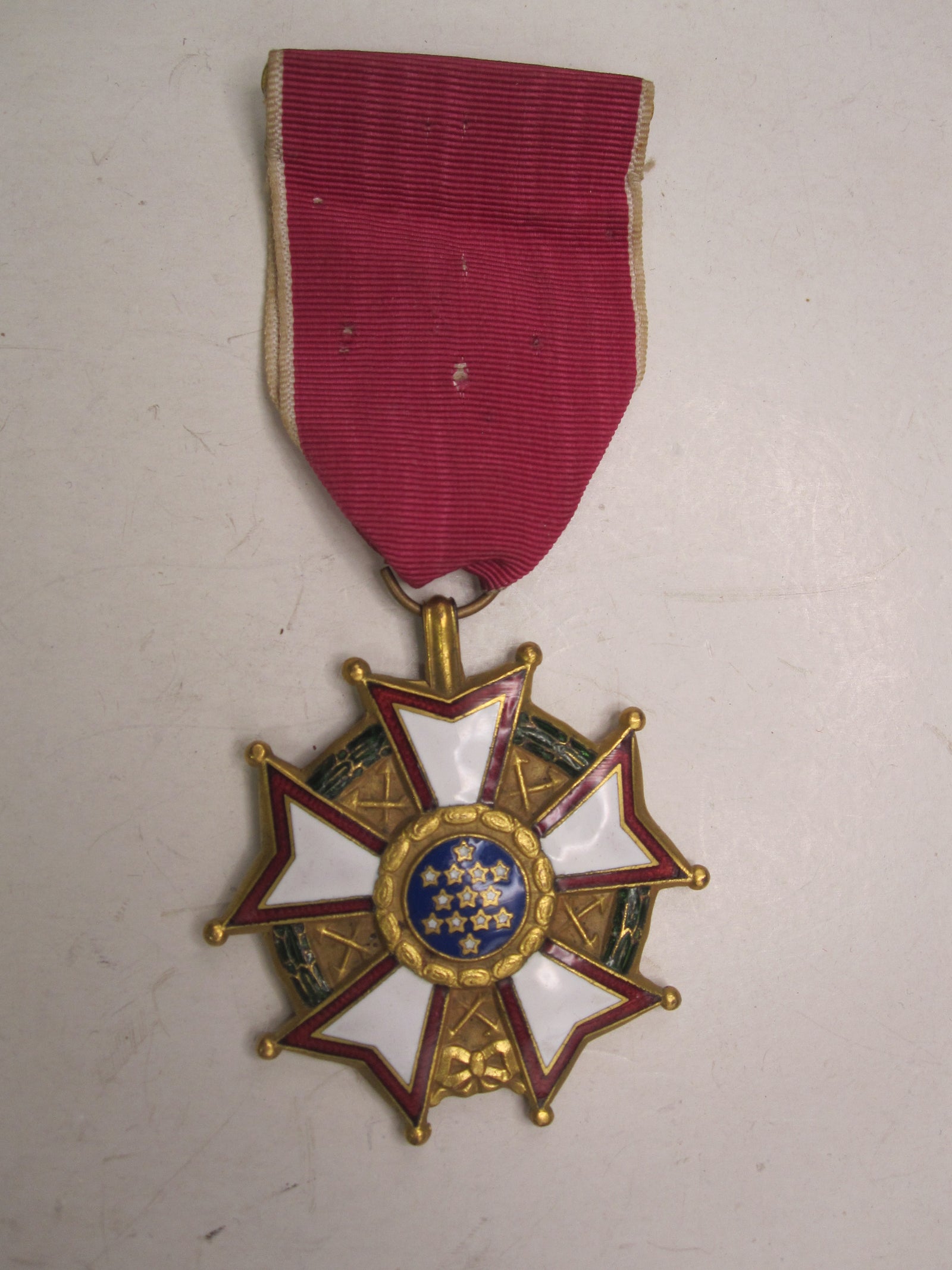 H.W.  -    -   Orden USA Medaille Legion of Merit