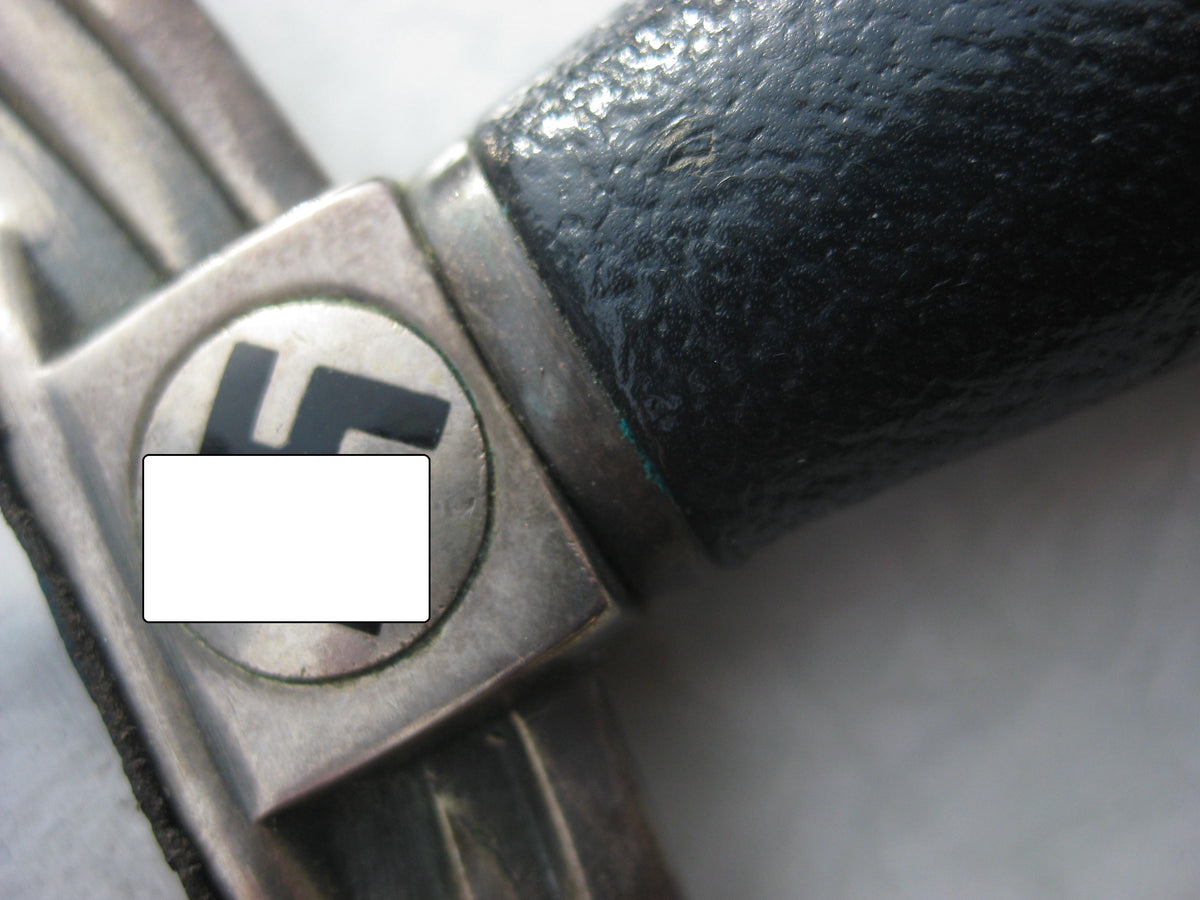 H.W.  DLV Fliegermesser MINT CONDITION