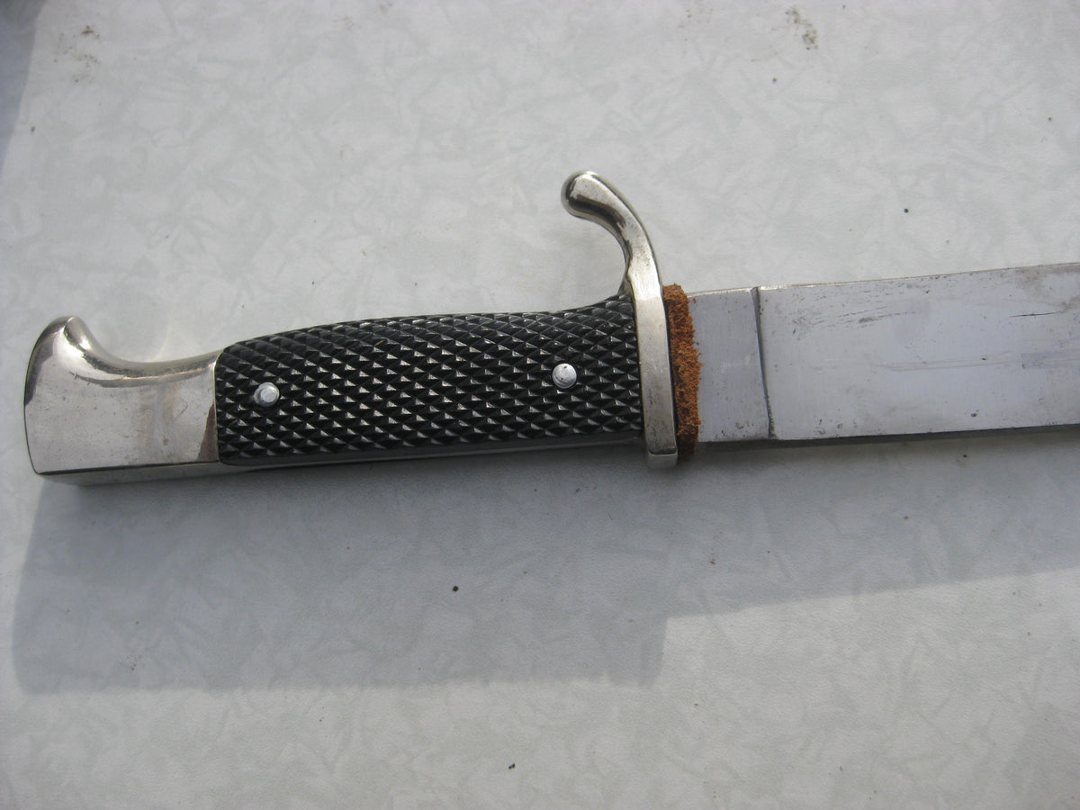 H.W.      Fahrtenmesser der Hitlerjugend HJ-Dolch OHNE Hersteller