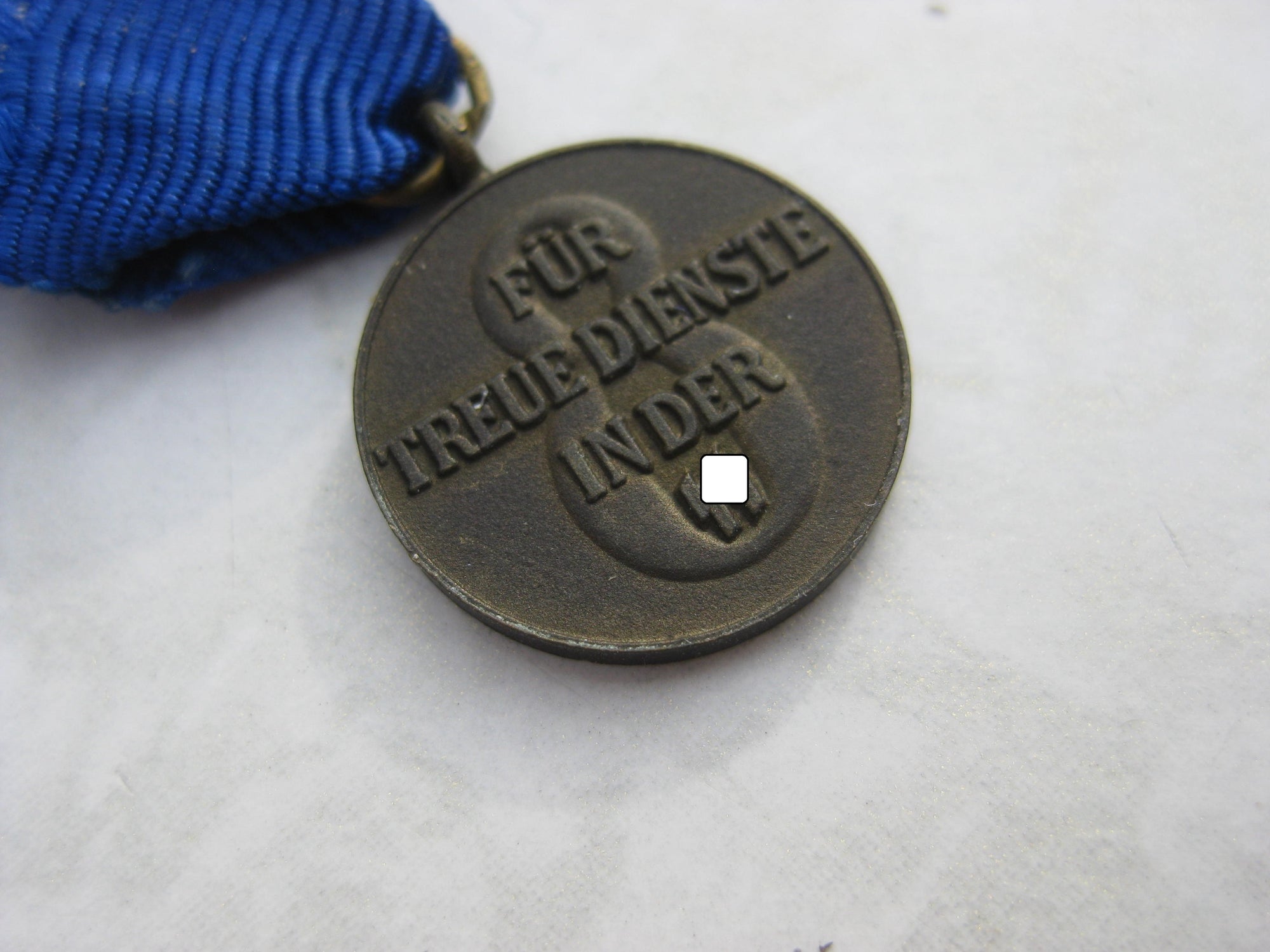 H.W.     Miniatur für Miniaturkettchen Medaille Dienstauszeichnung der SS 8 Jahre