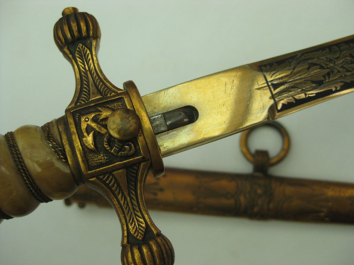 Marinedolch / Bundeswehr sog. 57er Version mit Geschenkklinge