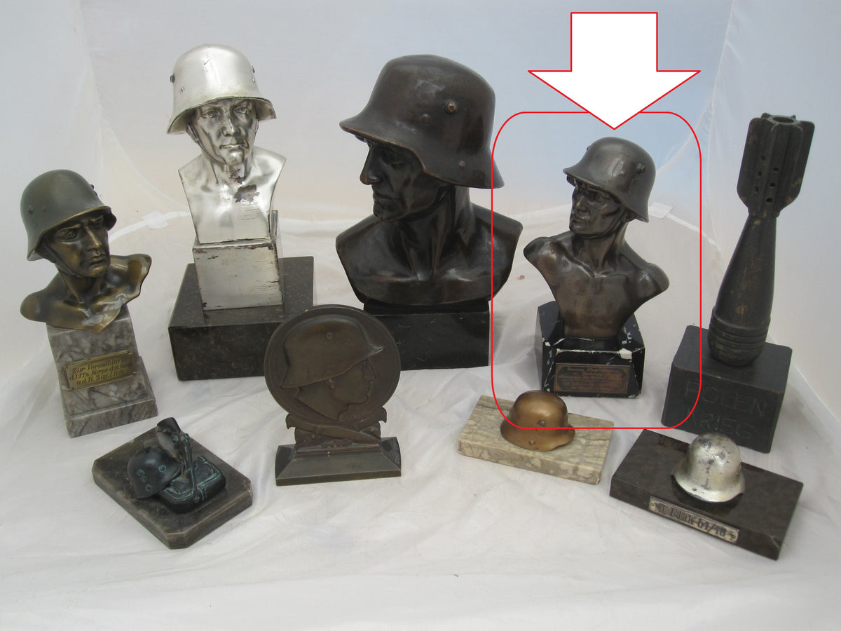 Erinnerungsstück Soldatenbüste Wehrmachtssoldat mit Stahlhelm Büste Ritterkreuzträger