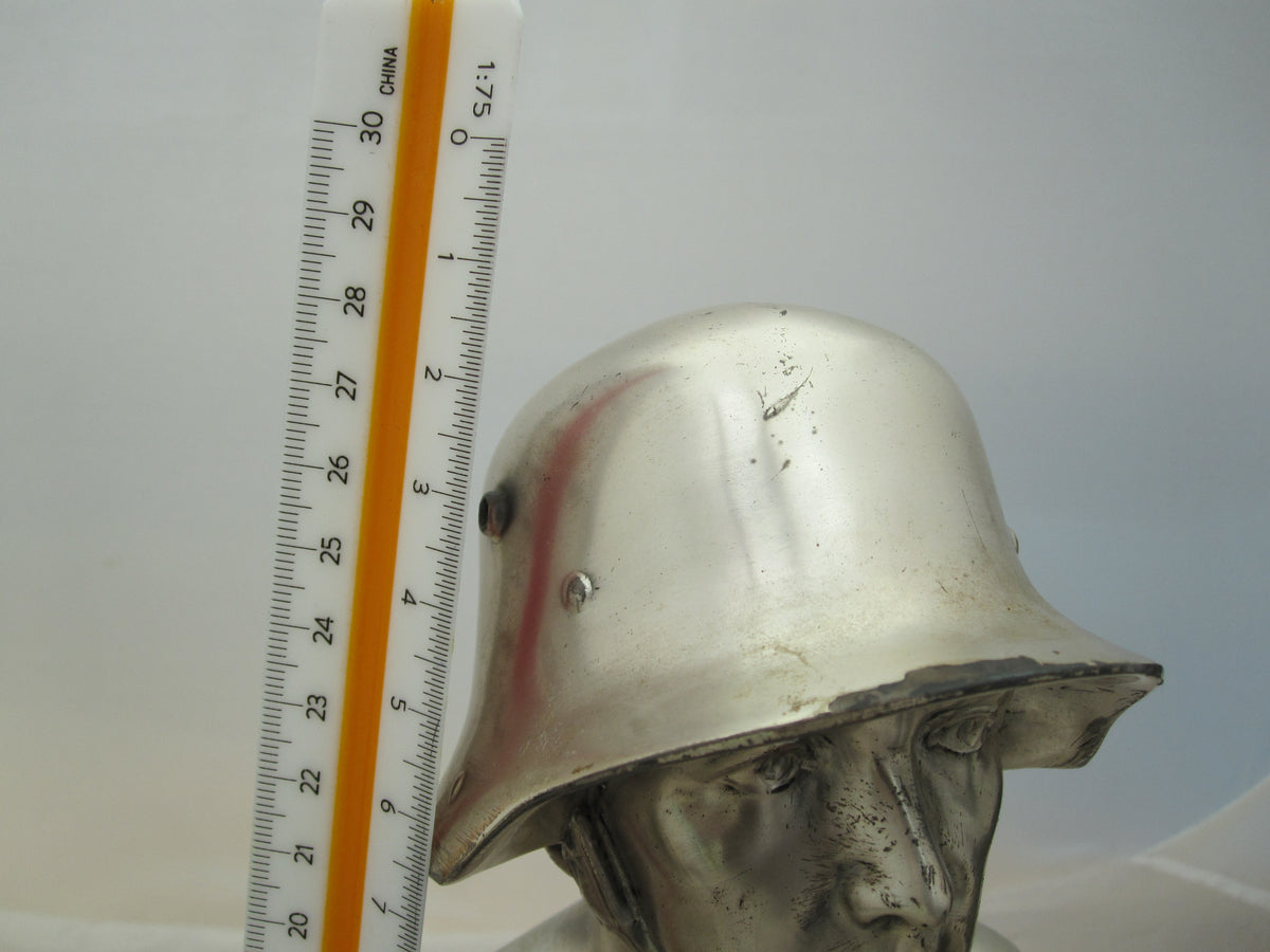 Originale, alte GROßE  Soldatenbüste Wehrmachtssoldat mit Stahlhelm Büste Erinnerungsstück
