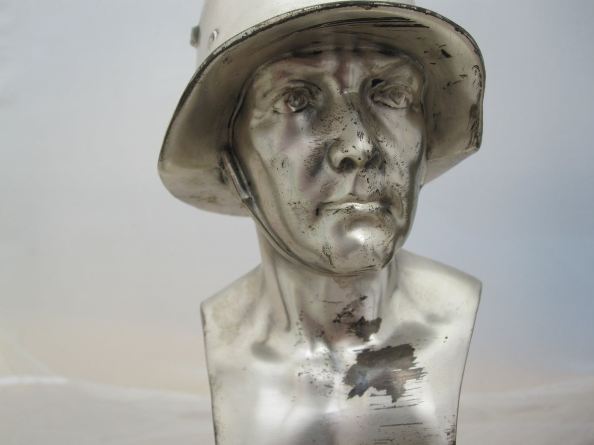 Originale, alte GROßE  Soldatenbüste Wehrmachtssoldat mit Stahlhelm Büste Erinnerungsstück
