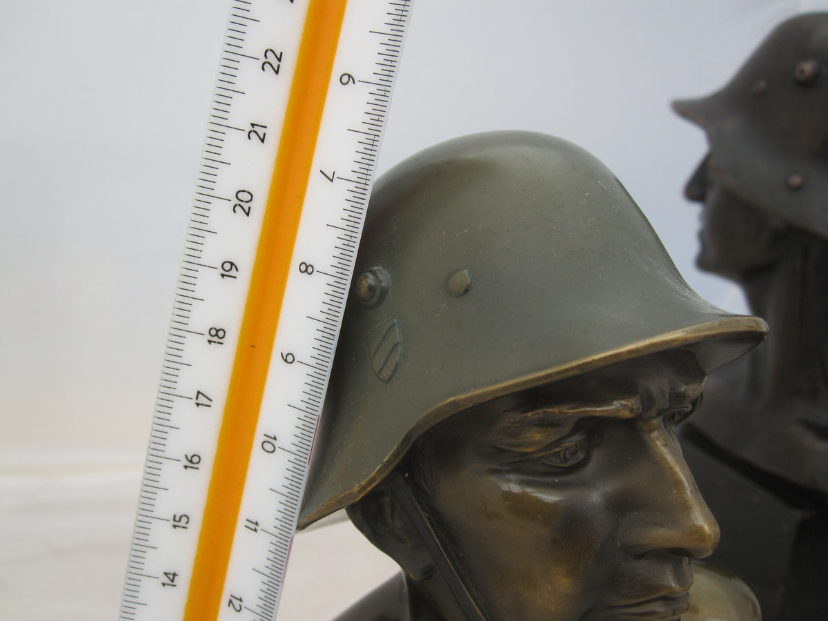 Erinnerungsstück Soldatenbüste Wehrmachtssoldat mit Stahlhelm Büste I.R. 79