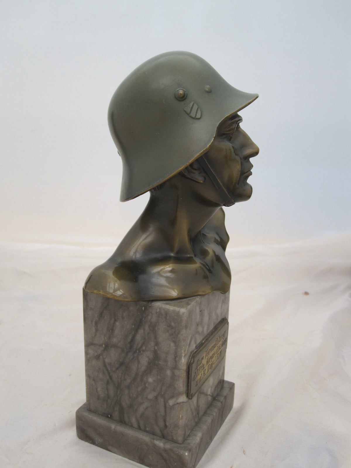 Erinnerungsstück Soldatenbüste Wehrmachtssoldat mit Stahlhelm Büste I.R. 79