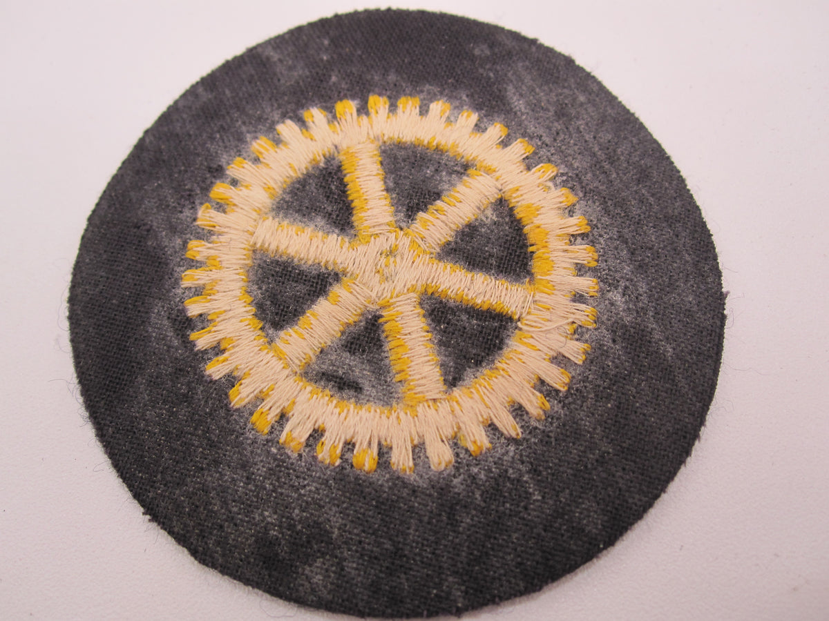 H.W.      ORIGINAL Abzeichen Maschinenlaufbahn