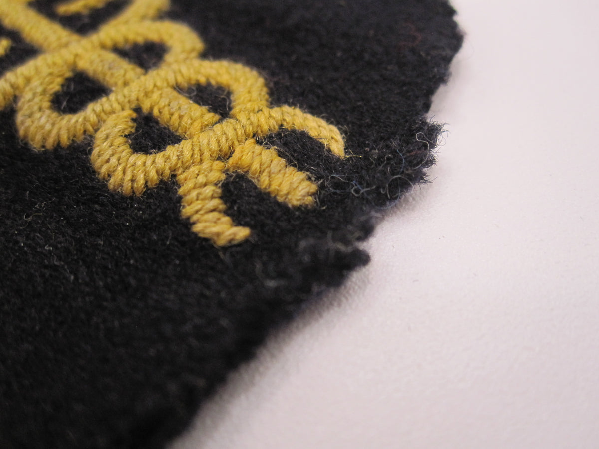 H.W.      ORIGINAL Abzeichen Verwaltungslaufbahn