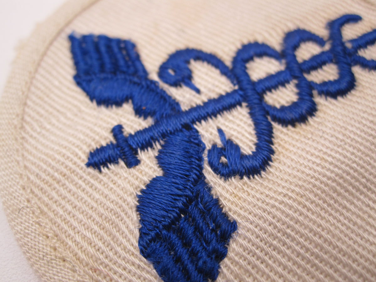 H.W.      ORIGINAL Abzeichen Verwaltungslaufbahn Verpflegungslaufbahn