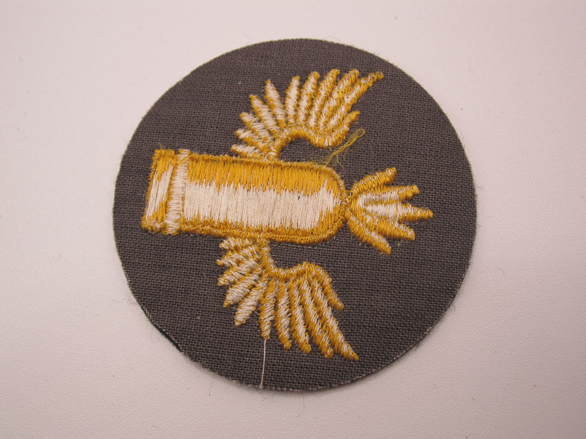 H.W.      ORIGINAL Abzeichen Marineartillerielaufbahn Küstenartillerie