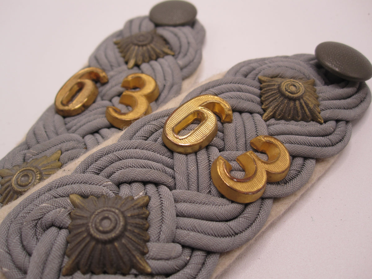 Originale Schulterklappen eines Eichenlaubträgers !!! Infanterie Regiment Nr. 63 in Ingolstadt