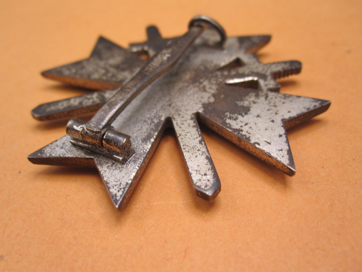 Kriegsverdienstkreuz 1.Klasse mit Schwertern im Verleihungsetui (KVK1/39) Hersteller: „1“