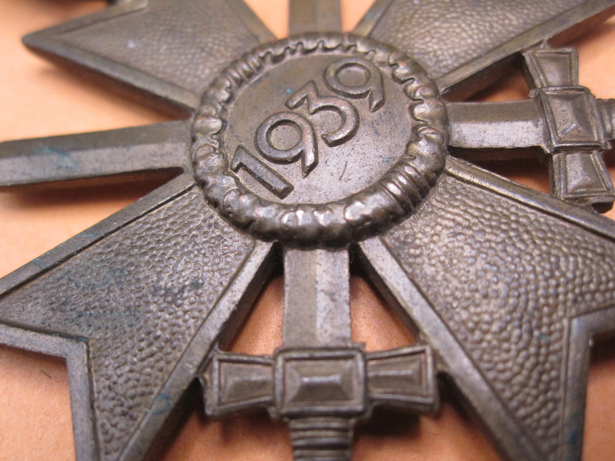 Kriegsverdienstkreuz 2.Klasse mit Schwertern (KVK2/39)