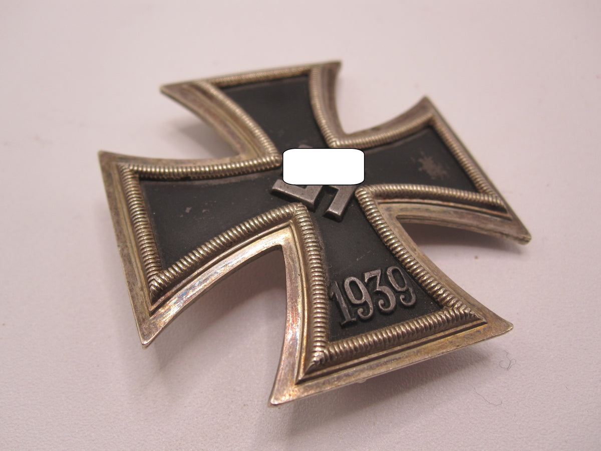 Eisernes Kreuz 1.Klasse 1939 (EK1/39) im Verleihungsetui Hersteller Juncker