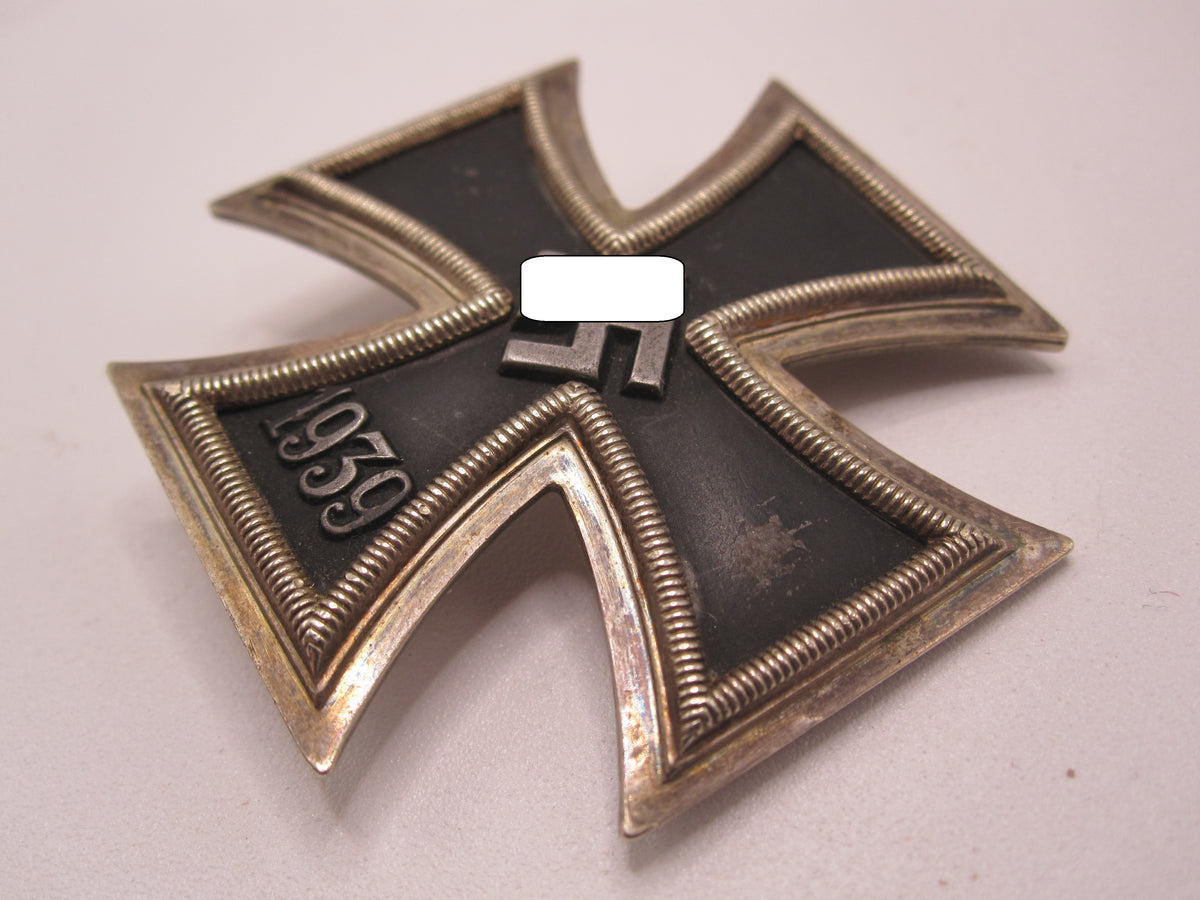 Eisernes Kreuz 1.Klasse 1939 (EK1/39) im Verleihungsetui Hersteller Juncker
