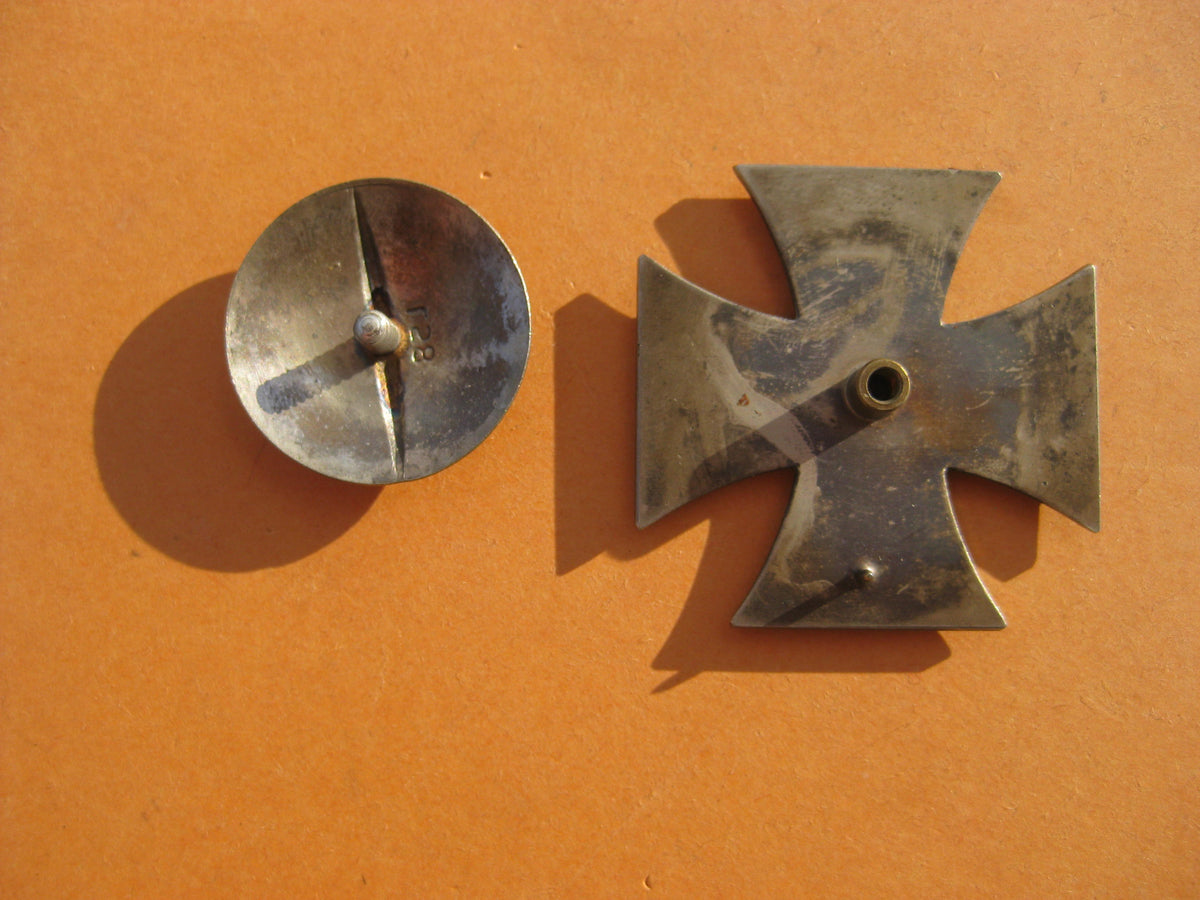 Eisernes Kreuz 1.Klasse 1939 (EK1/39) mit Schraubscheibe Hersteller: L58