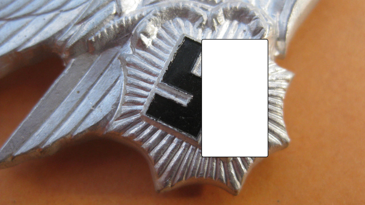 H.W.  -  -     Adler für Schirmmütze des Reichsluftschutzbund (RLB) MINT CONDITION