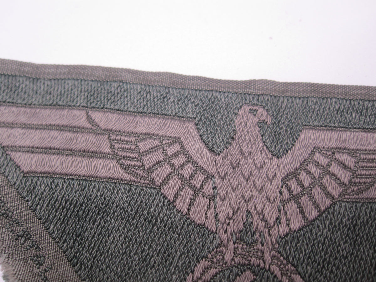 Brustadler für Mannschaften und Unteroffiziere des Heeres / Wehrmacht Feldbluse M44