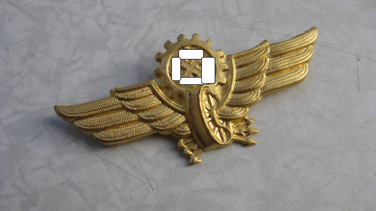 H.W.   -  -     Mützenabzeichen für Straßenbahnfahrer (DAF)