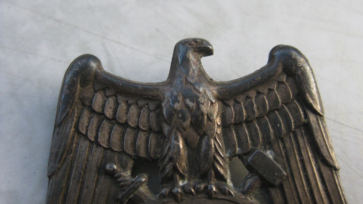 Mützenadler für den Werkschutz 1934             H.W.
