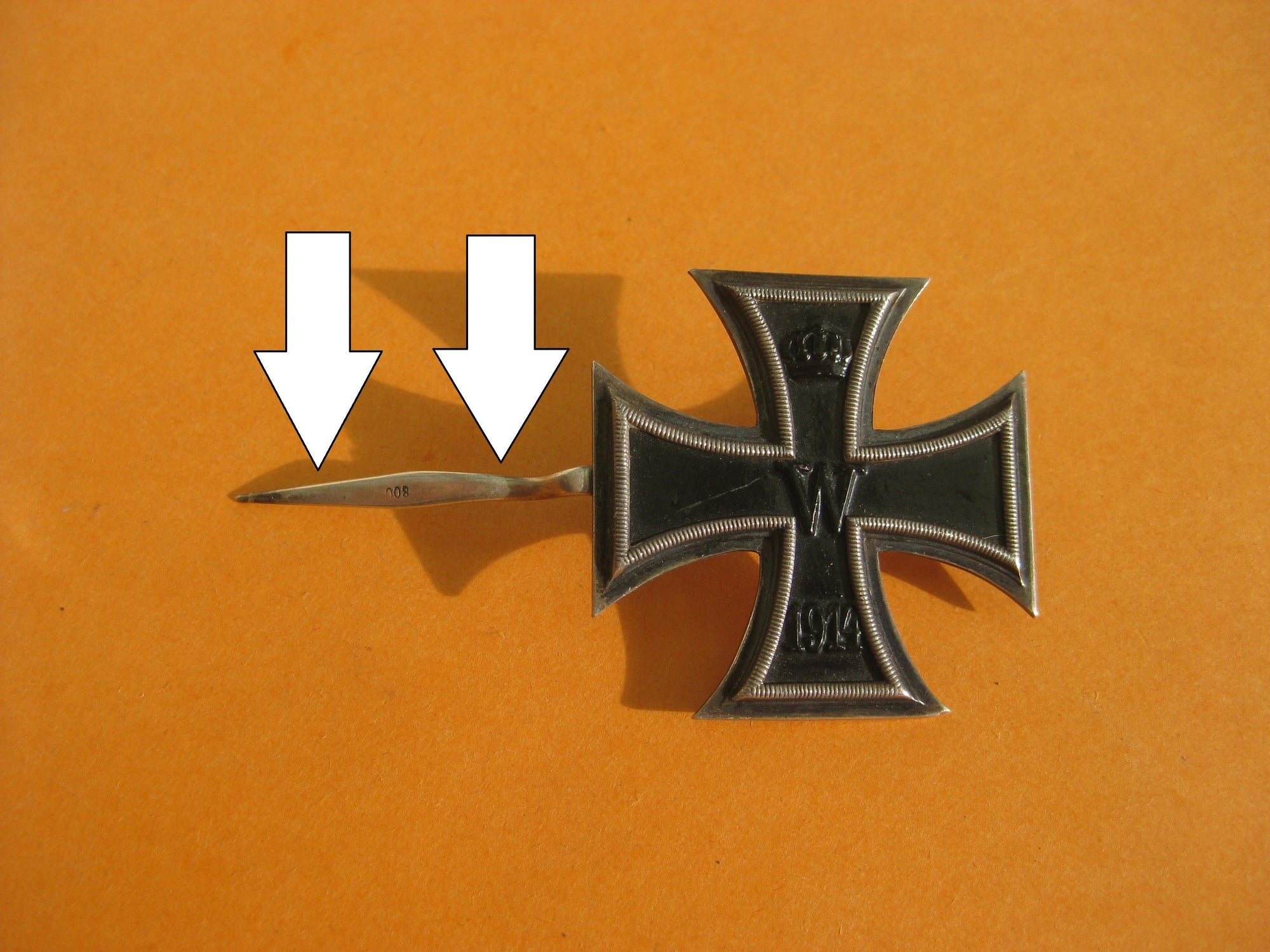 Eisernes Kreuz 1.Klasse 1914 (EK1/14) aus SILBER hier: EXTREM SELTENE VARIANTE mit QUERNADEL!!!