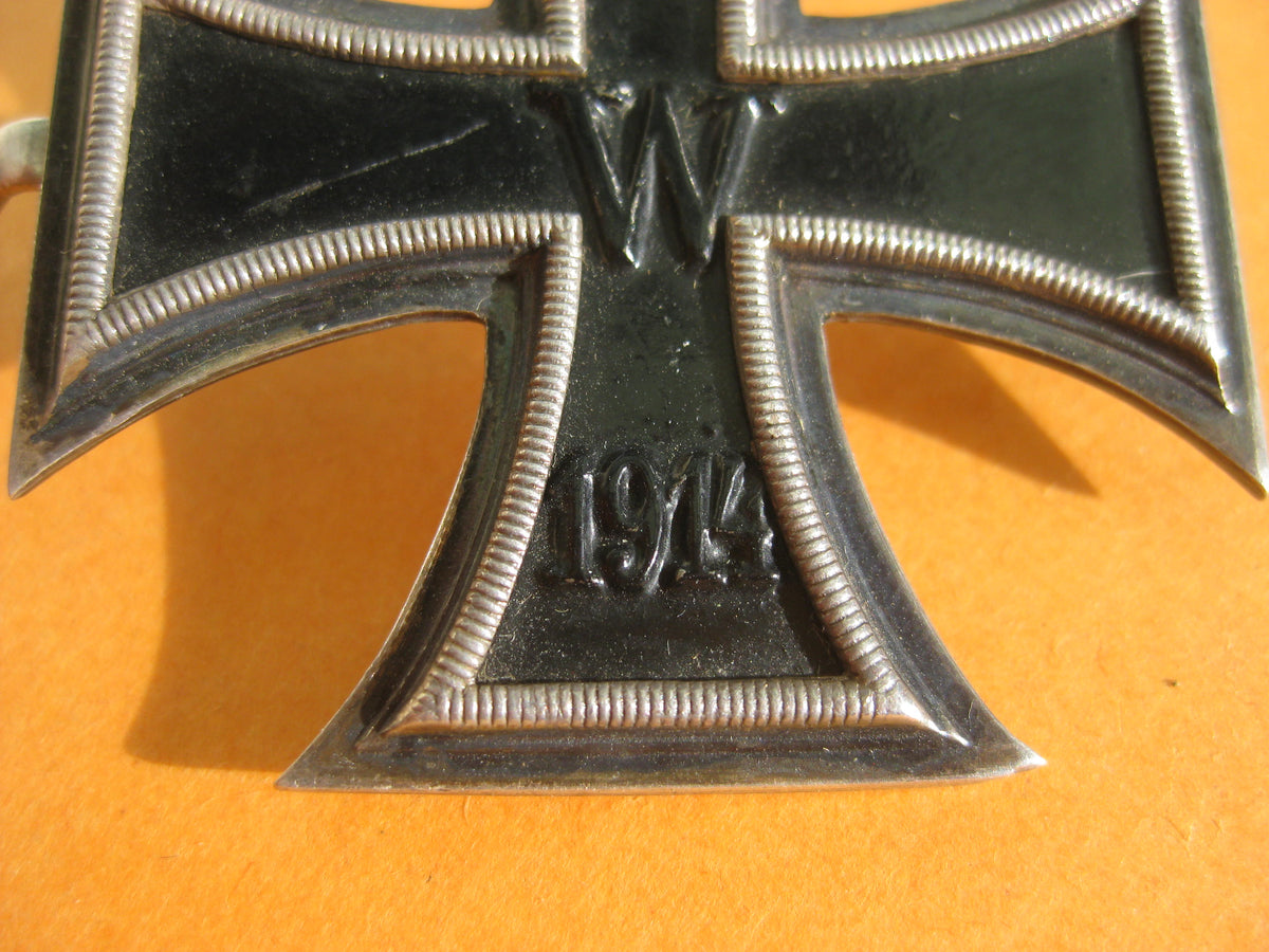 Eisernes Kreuz 1.Klasse 1914 (EK1/14) aus SILBER hier: EXTREM SELTENE VARIANTE mit QUERNADEL!!!