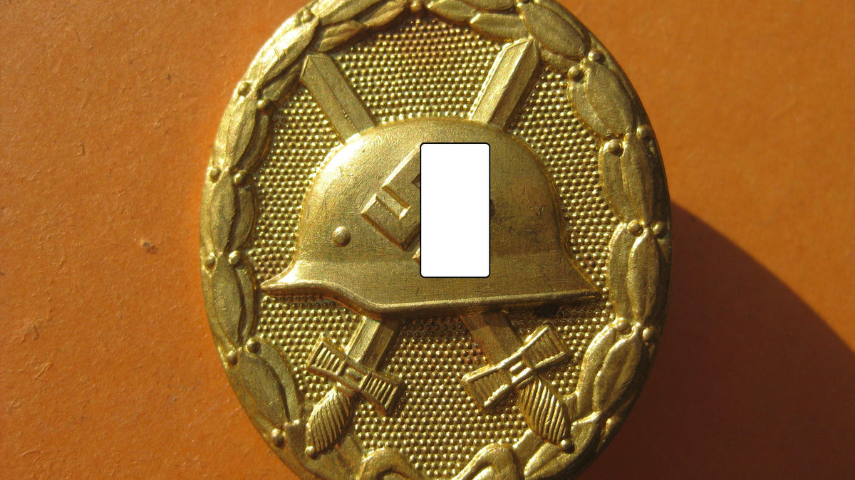 Verwundetenabzeichen 1939 in Gold Reenactment