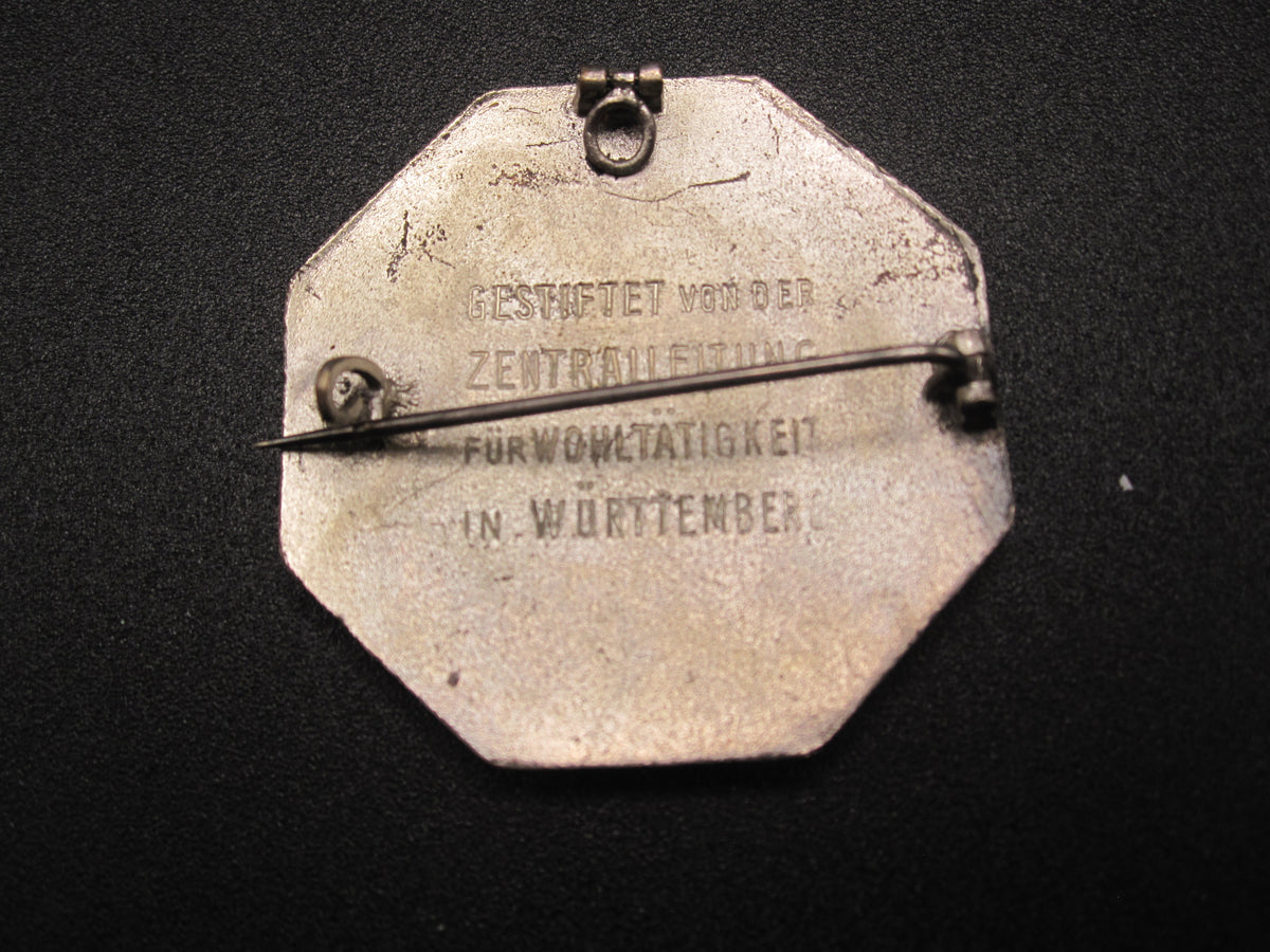 H.W.  -  -   Königreich Württemberg Abzeichen für weibliche Dienstbotinnen Dienstauszeichnung