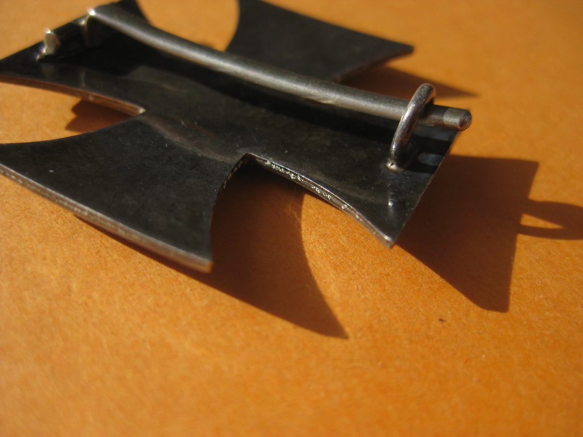 Eisernes Kreuz 1.Klasse 1914 (EK1/14) gewölbte VARIANTE mit Herstellerstempel &quot;B&quot;