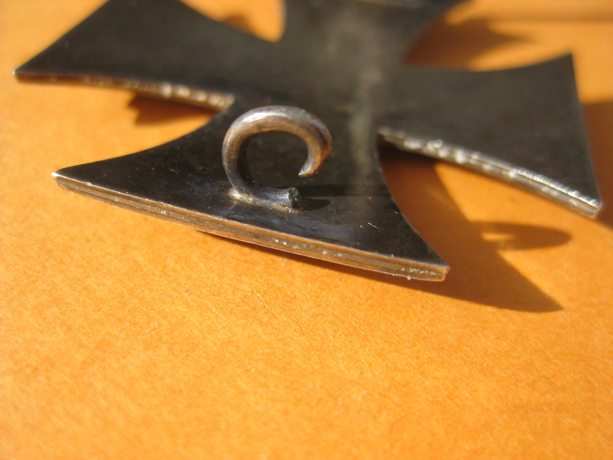 Eisernes Kreuz 1.Klasse 1914 (EK1/14) gewölbte VARIANTE mit Herstellerstempel &quot;B&quot;