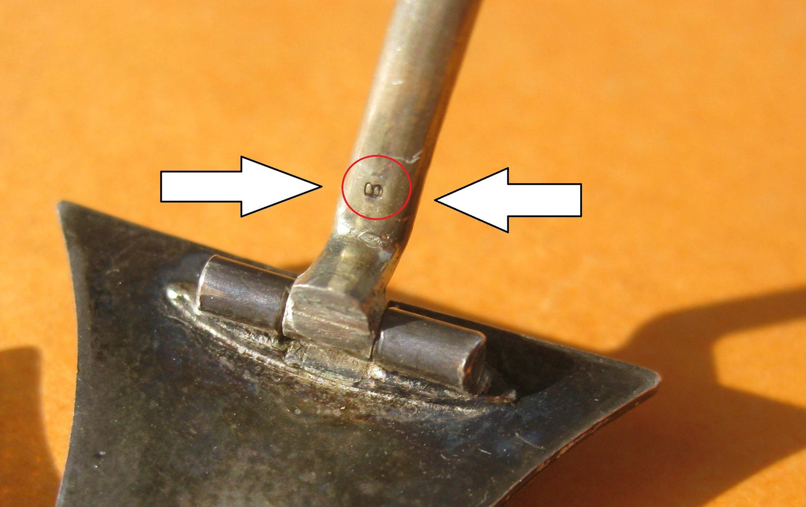 Eisernes Kreuz 1.Klasse 1914 (EK1/14) gewölbte VARIANTE mit Herstellerstempel "B"