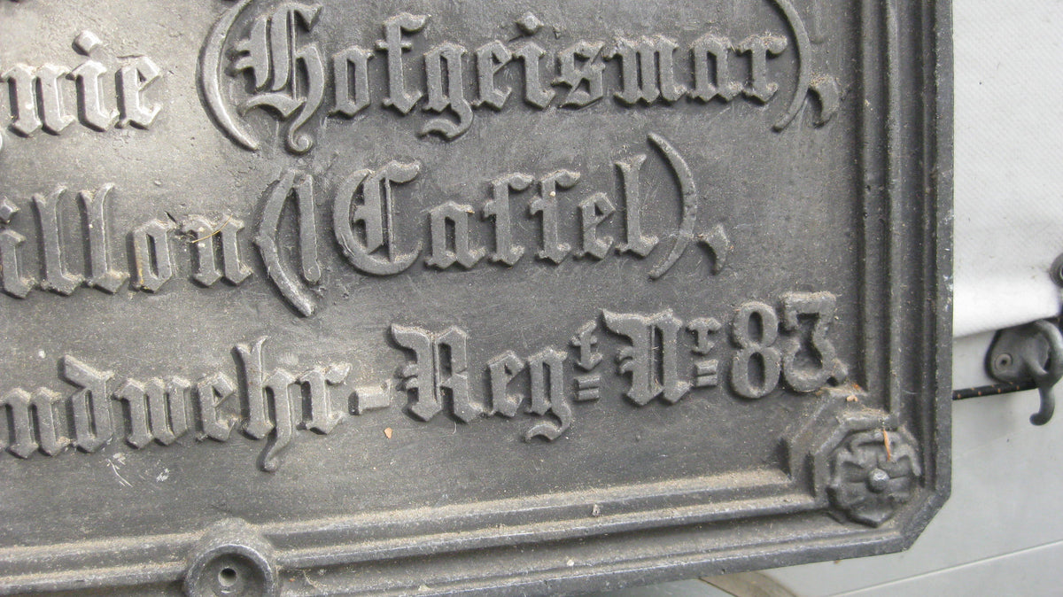 100% alt und Original: Großes Ortsschild / Metallschild einer Garnison Hessen-Cassel !!!!