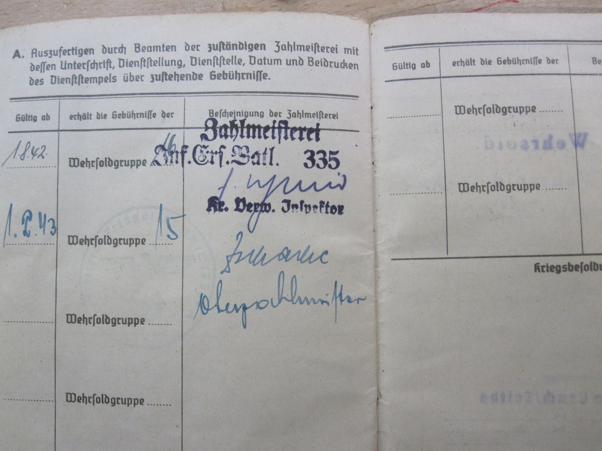 H.W.  -  -   Soldbuch Wehrmacht Heer Schwäbisch-Gmünd