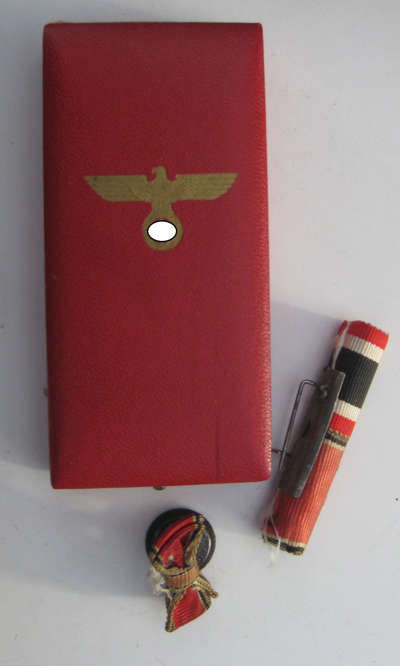 Anschlußmedaille 13.März 1938 / Österreichmedaille im Verleihungsetui