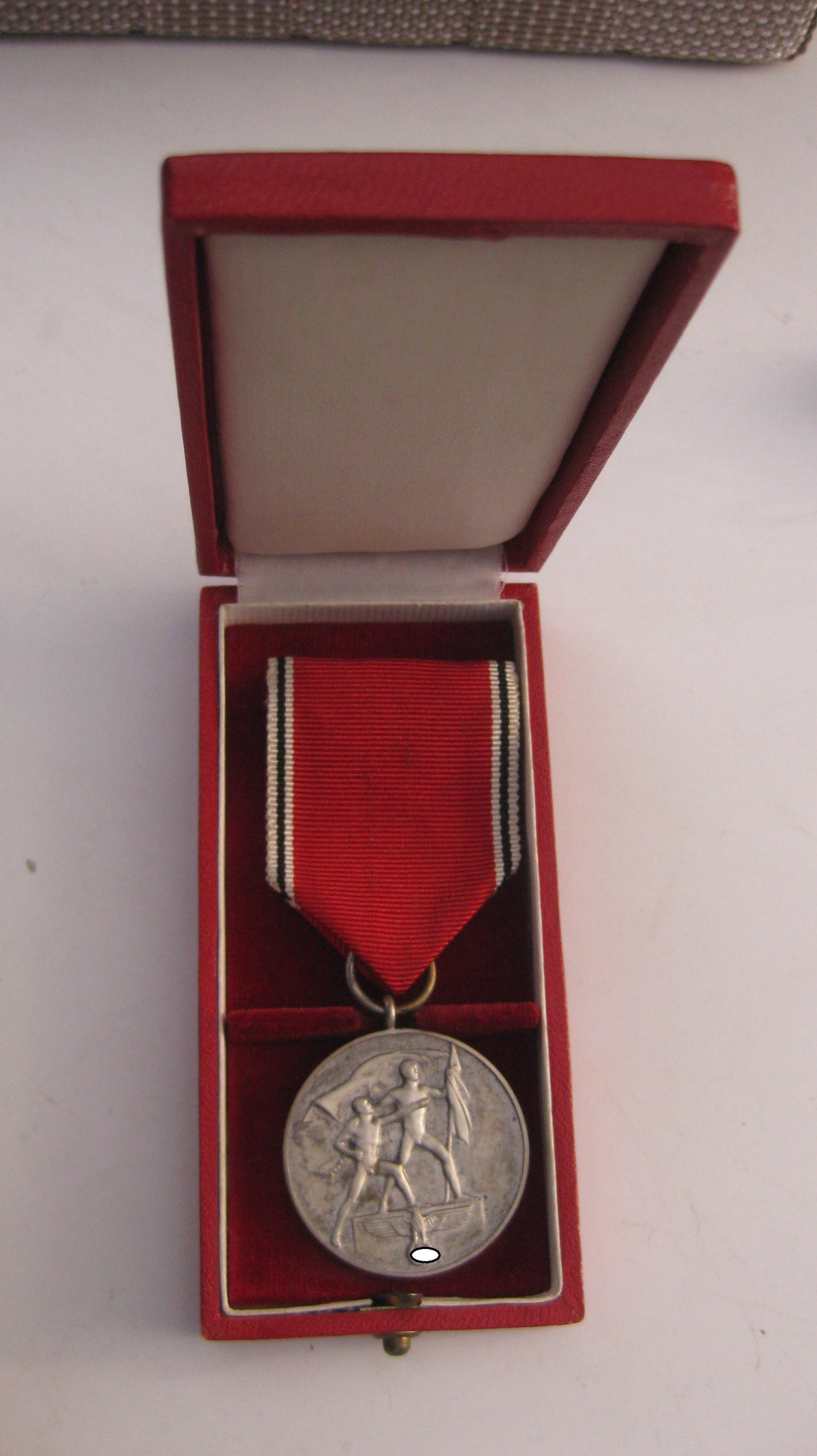 Anschlußmedaille 13.März 1938 / Österreichmedaille im Verleihungsetui